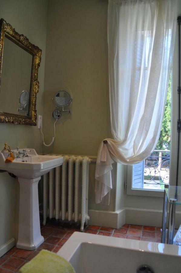 Hotel Particulier La Gobine Joigny Esterno foto